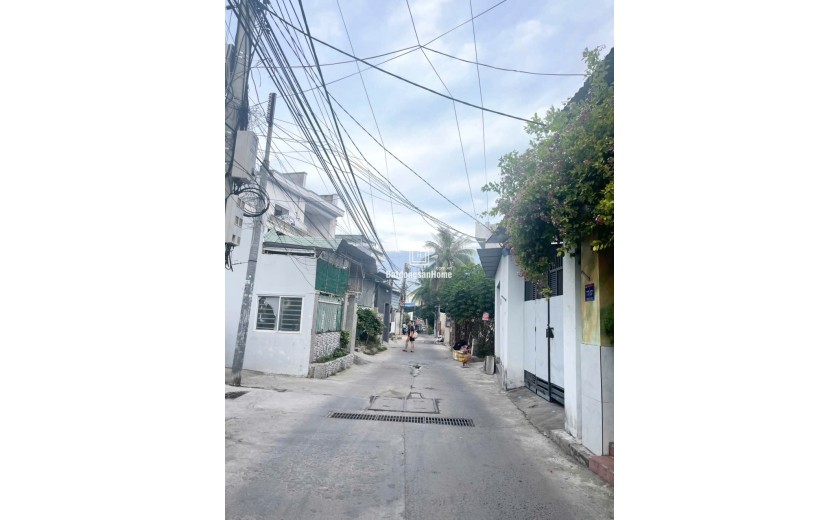 Bán lô đất 2 mặt tiền đường Hoà Trung – Bắc Nha Trang, cách biển chỉ 1km, giá chỉ 2.8 tỷ